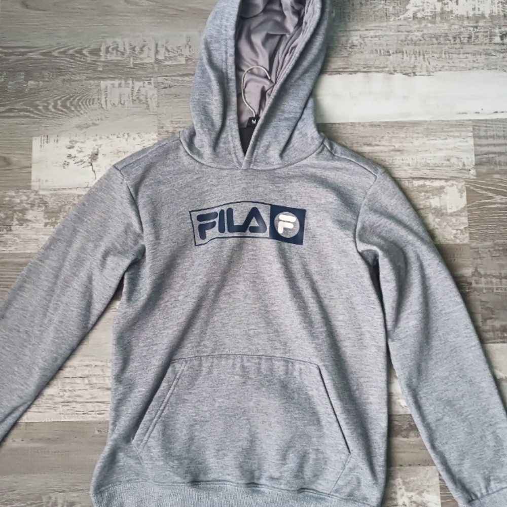 Grey FILA youth/kids hoodie sweatshirt (14-16) large.